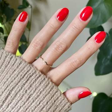 Half-full glass mani