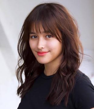 Sweet and Straight Bangs