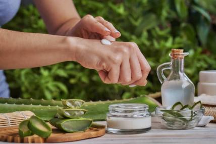 aloe vera moisturizing lotion